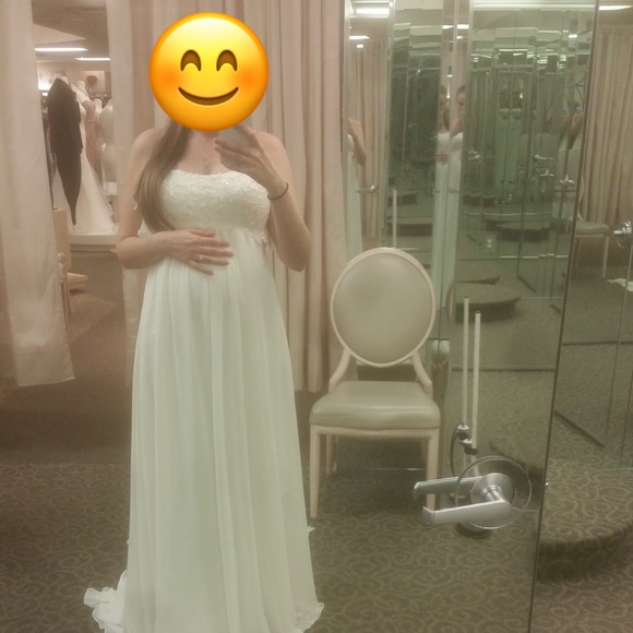 Wedding Dress - Picture 2 of 7